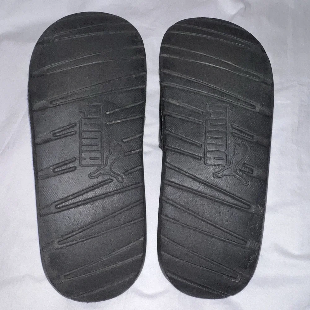 Puma Sandals Mens 9 Cool Cat Casual Slip On Flats Slides Black Red Faux Leather - Picture 7 of 9